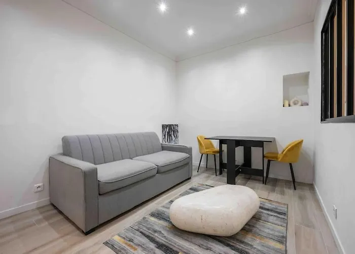 Charming Apartment In The Center Of Nice